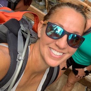 Meet your Posher, Courtney